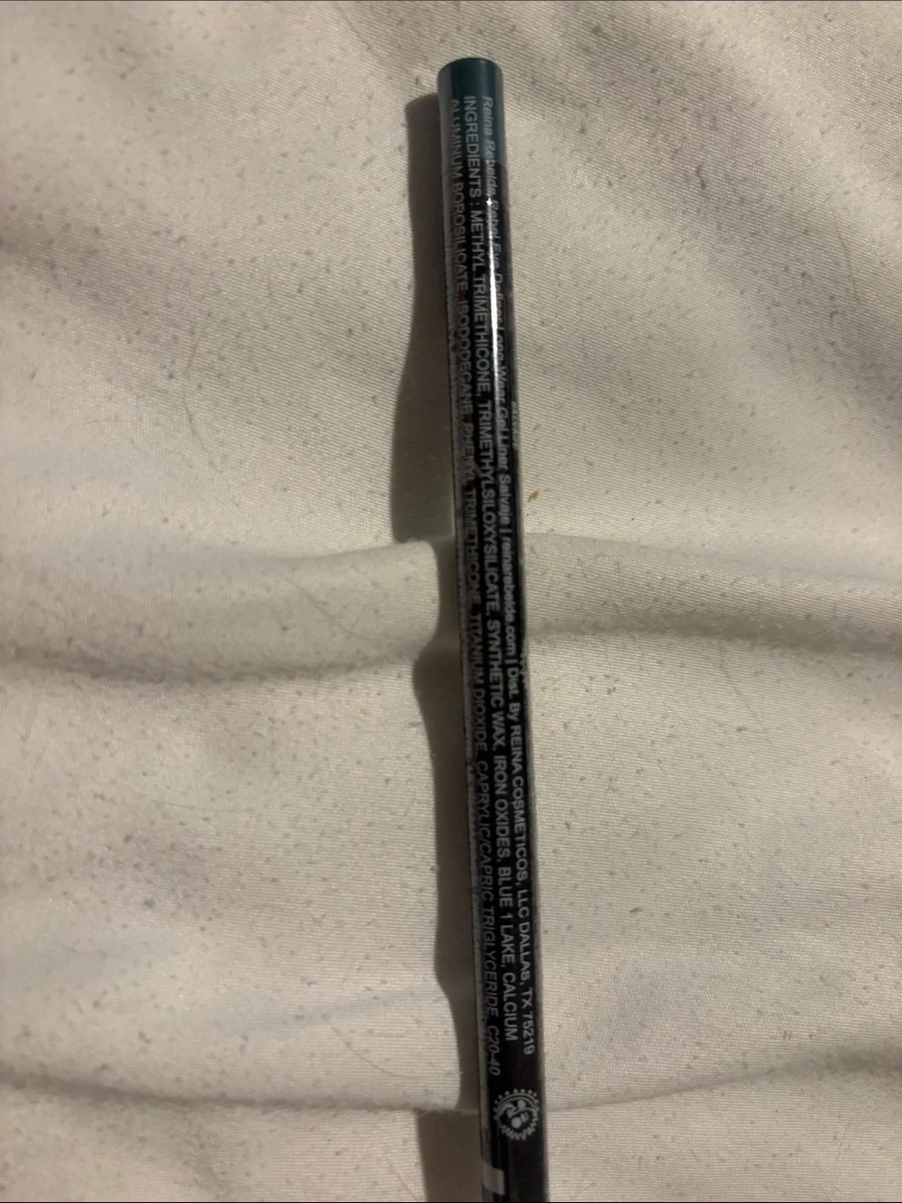 Reina Rebelde Teal Eyeliner Pencil - Creamy Precision Liner